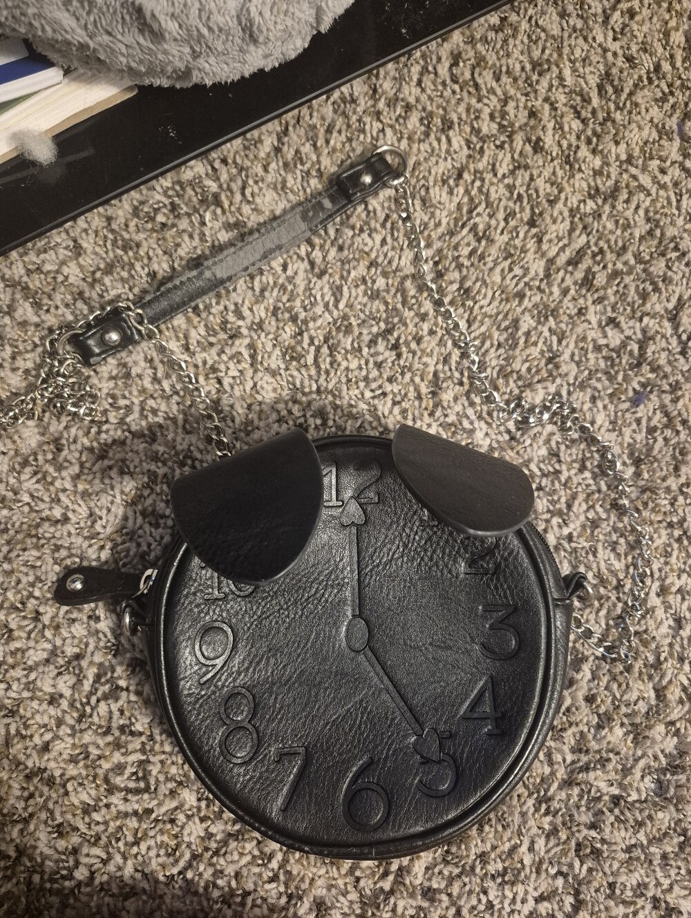 Disney alice in wonderland clock purse DAMAGED